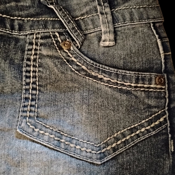 Rue21 Faded Blue Jean Shorts - Picture 8 of 10